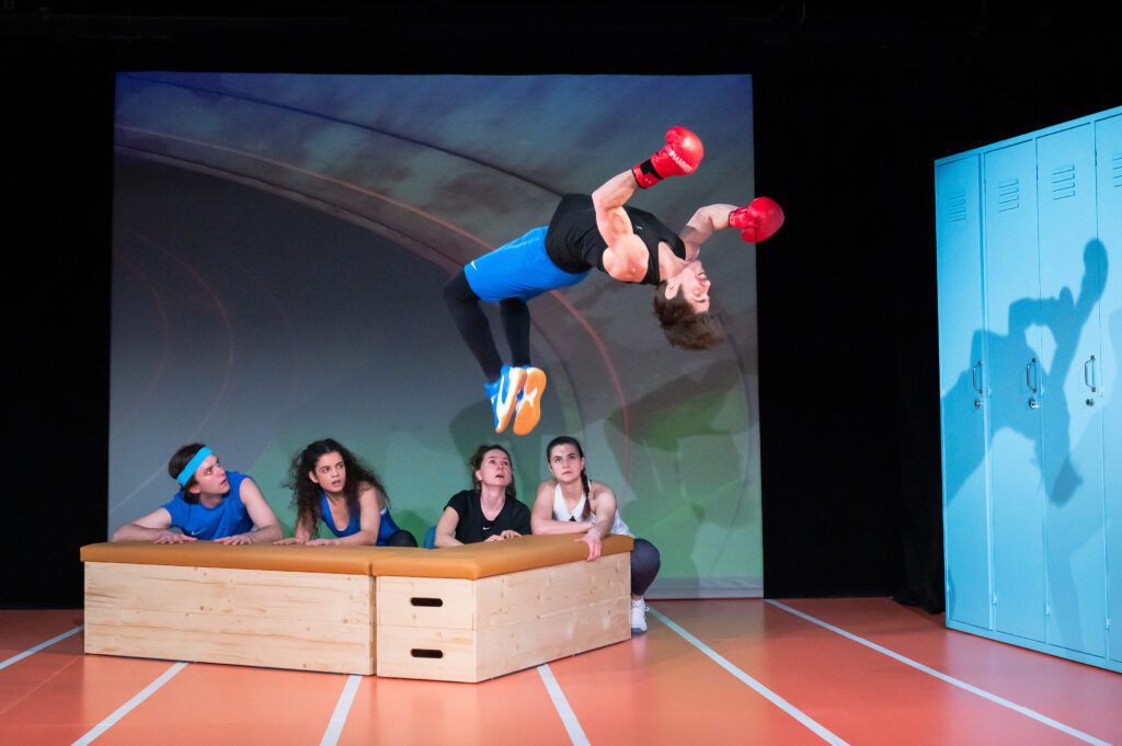009 Ensemble Der Lauf des Lebens Foto Christian Krautzberger LT2 0778 Small | MUSICAL TODAY