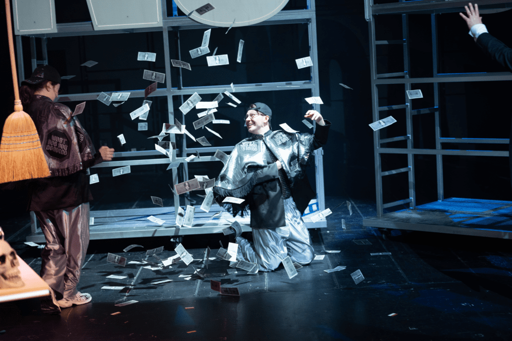 48102 der zauberlehrling presse 2 4808 c bjoern klein | MUSICAL TODAY