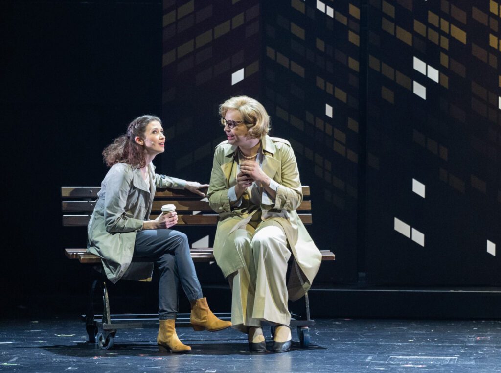 PB Tootsie SG240228178 2 StephanGlagla | MUSICAL TODAY