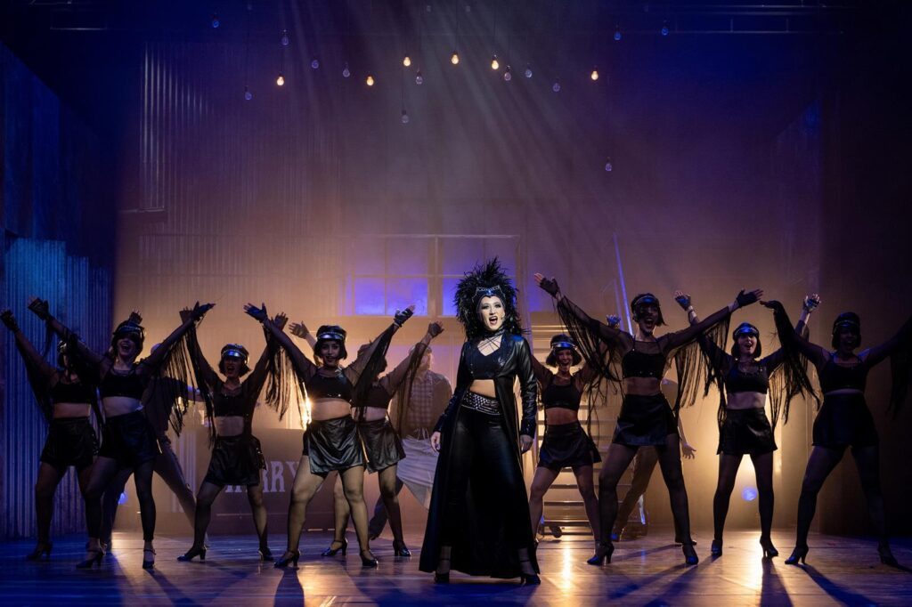 Flashdance – Das Musical 8 flashdance c christine tritschler 7043 | MUSICAL TODAY