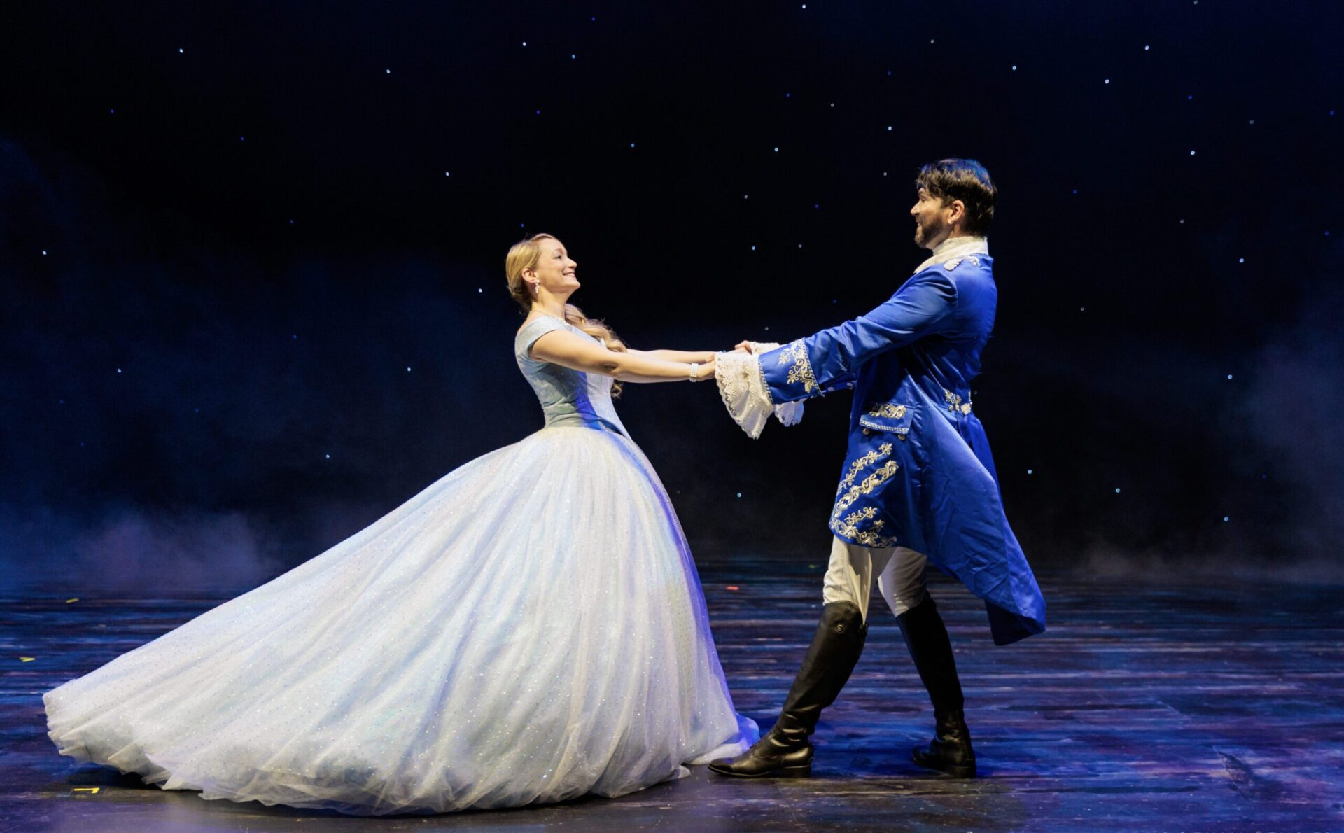 Michael Boehmlaender Cinderella 17 2Y9A1150 scaled e1725009226697 | MUSICAL TODAY