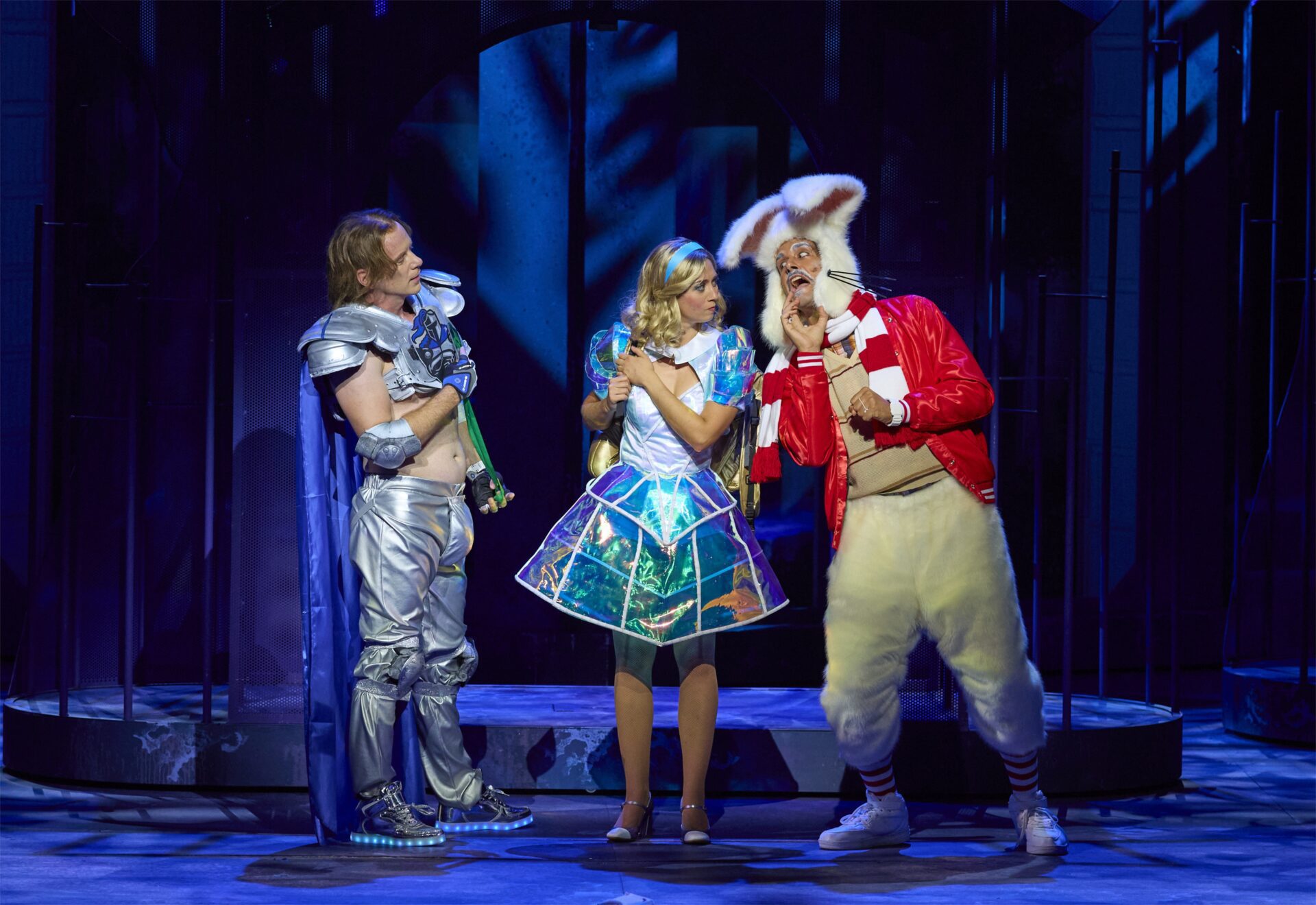 Wonderland 12 10394 300dpi | MUSICAL TODAY