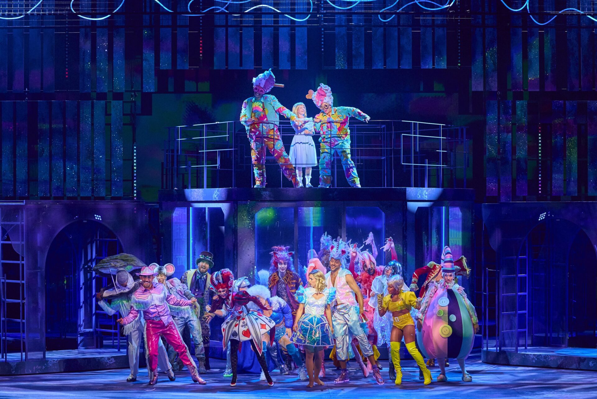 Wonderland 10 10410 300dpi | MUSICAL TODAY