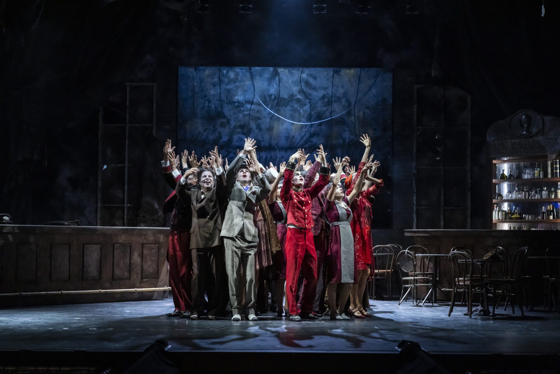 Grand Hotel 10 GrandHotel FotoJQ 029 | MUSICAL TODAY