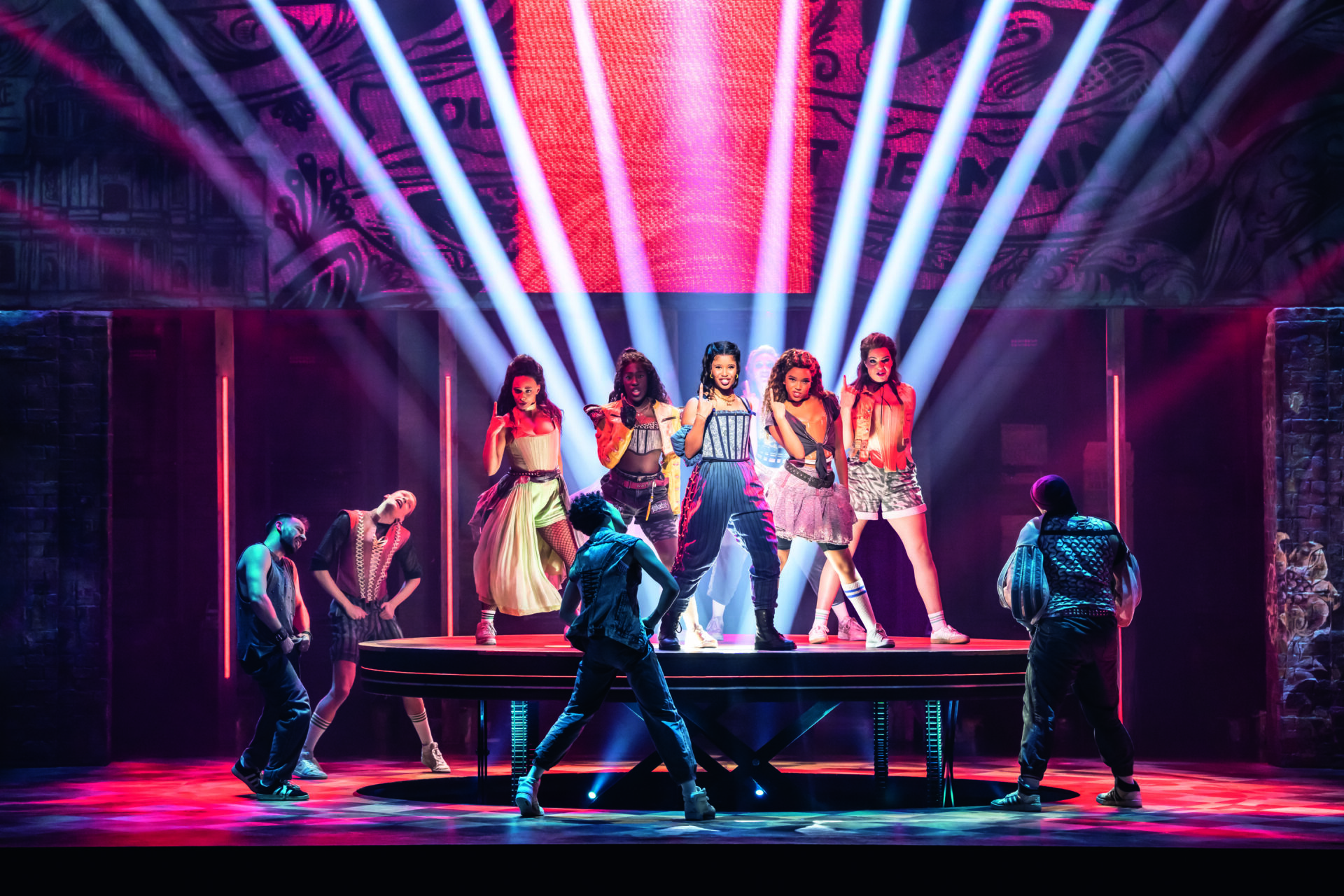 & Julia – Das Pop-Musical 10 JULIA HH Problem 2 CJOHAN PERSSON STAGE ENTERTAINMENT | MUSICAL TODAY
