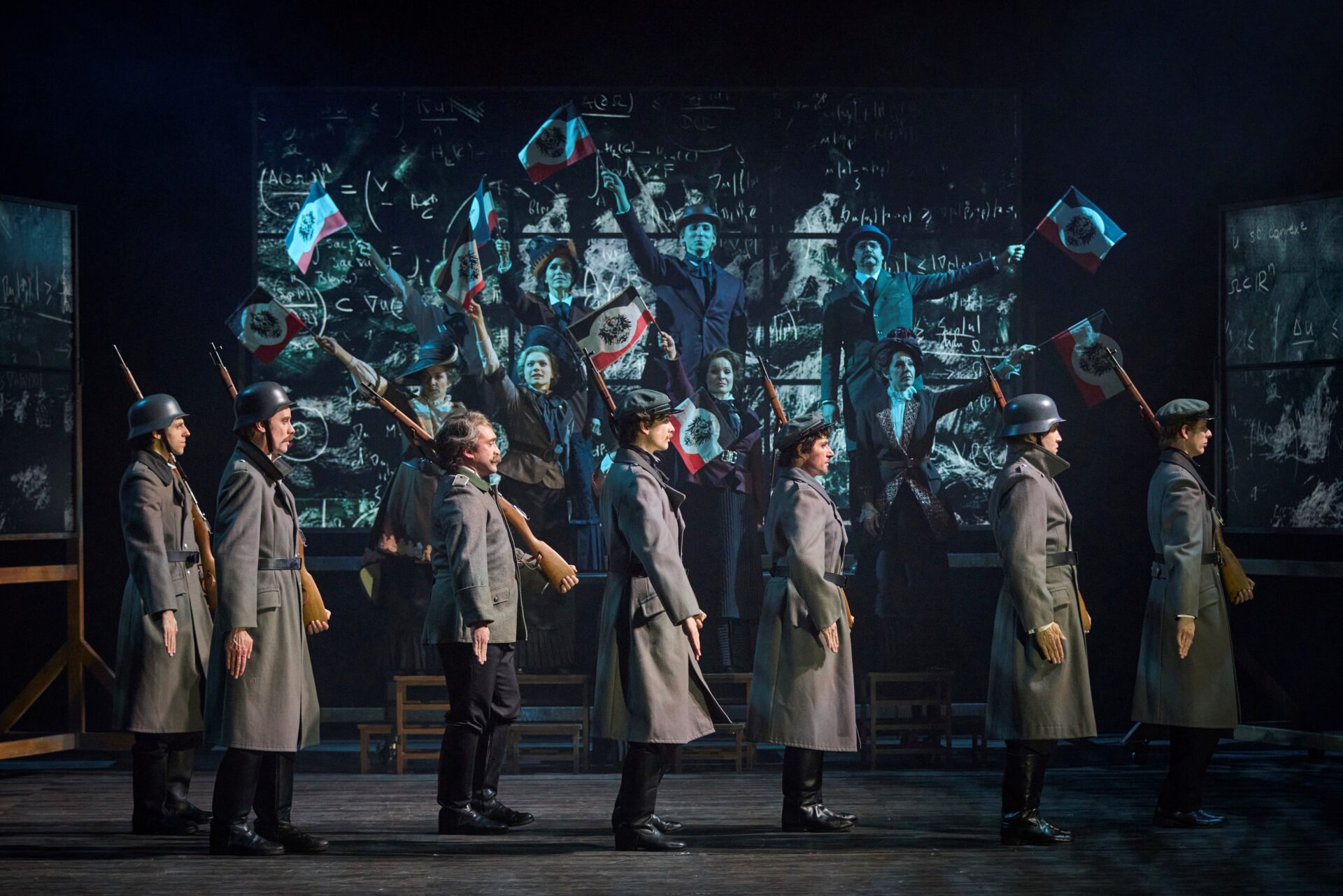 Einstein – A Matter of Time 10 3490 18 einstein 393 | MUSICAL TODAY