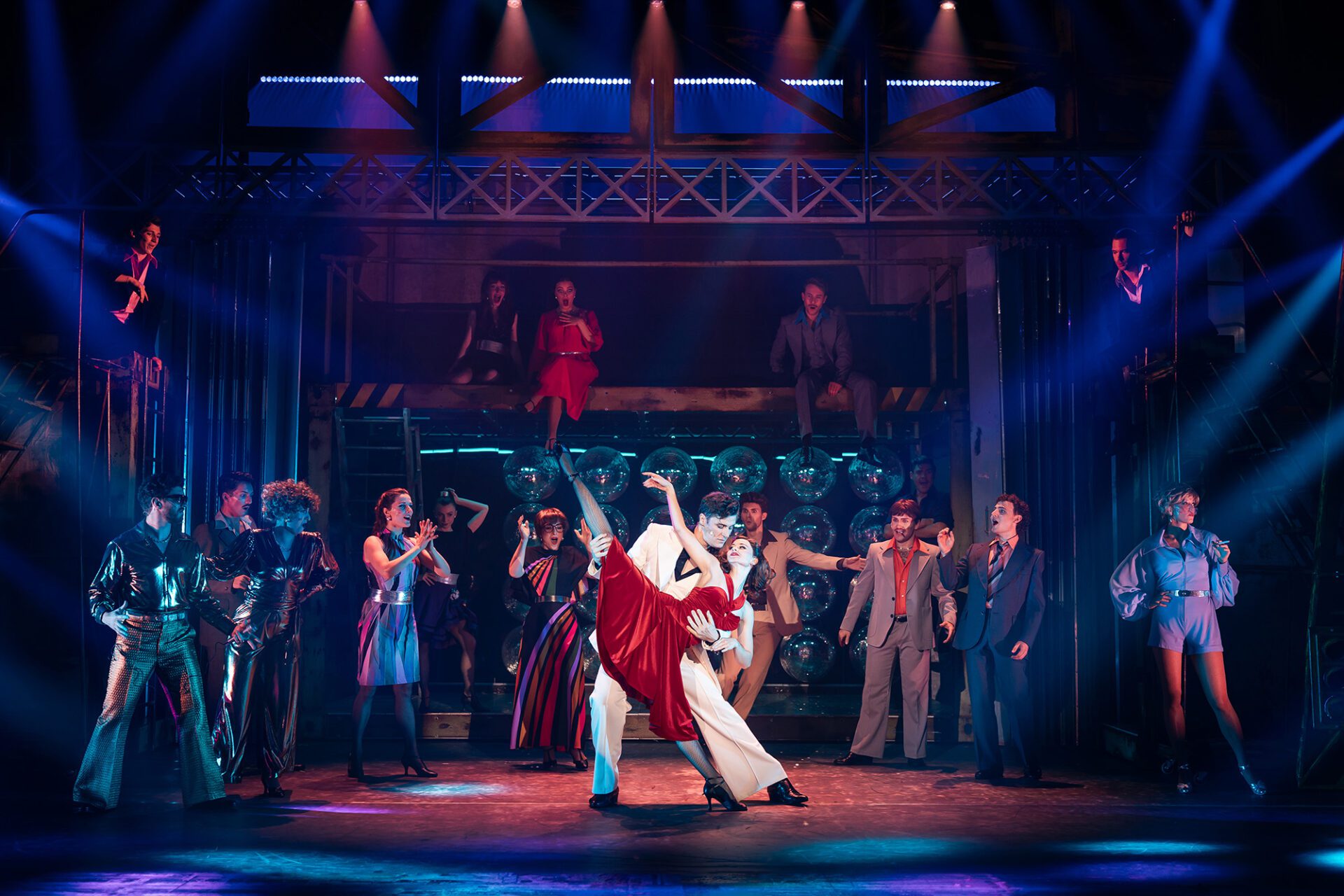 Saturday Night Fever 10 SaturdayNightFever Top1 c NicoMoser | MUSICAL TODAY