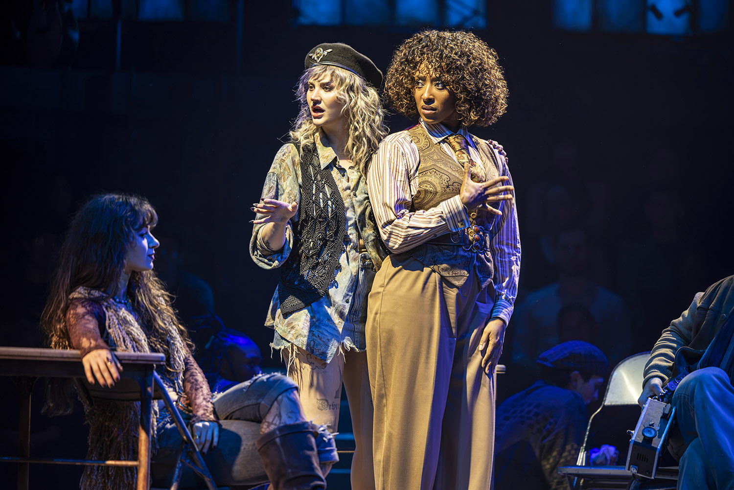 Rent 12 RENT. Lazy Violet Maureen and Danielle Fiamanya Joanne. Credit Pamela Raith | MUSICAL TODAY