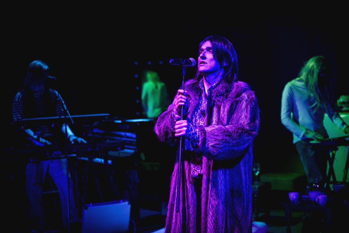 Rio – König von Deutschland 5 12. RIO KOeNIG VON DEUTSCHLAND Lars Fabian Foto Marie Liebig | MUSICAL TODAY