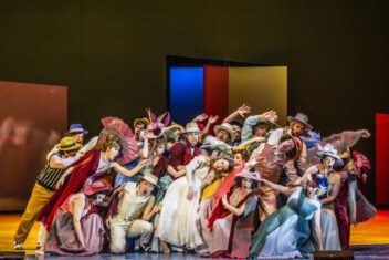 Pferd frisst Hut 9 8175 1416 kob pferd jan windszus 02052025 verbessert nr klein | MUSICAL TODAY