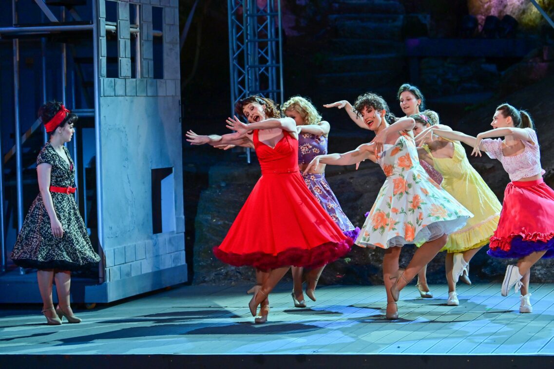 West Side Story 5 WEST SIDE STORY Ensembel Sharks | MUSICAL TODAY
