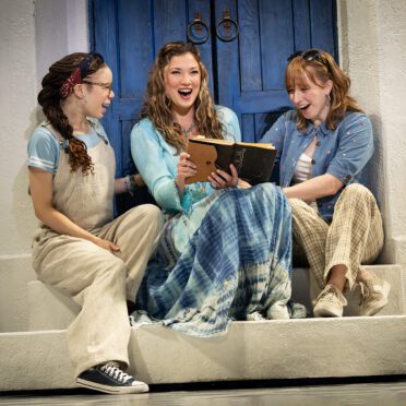 1. l. to r. Lena Owens Amy Weaver and Haley Wright photo by Joan Marcus | MUSICAL TODAY