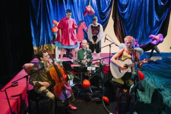 SSH Ferdinand Raimund IngoPertramerRabenhofTheater 2025 ClemensSainitzerAlexanderYannilosAnnaMaboVincentSauerIsabellaKnoell | MUSICAL TODAY