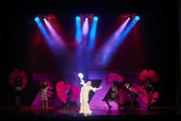 Buehnen Bern La Cage aux Folles Ensemble MarticFlorian Spring 437 | MUSICAL TODAY
