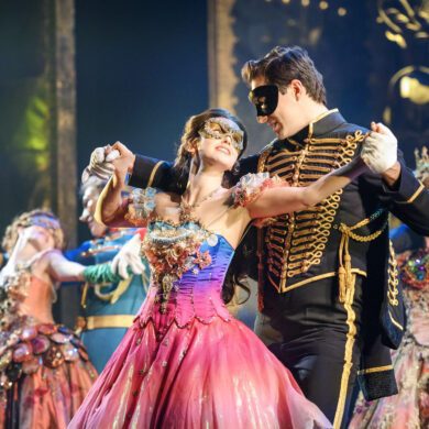 DAS PHANTOM DER OPER Lisanne Clemence VeenemanChristine Daae Roy GoldmanRaoul Vicomte de Chagny ©VBW Deen van Meer | MUSICAL TODAY