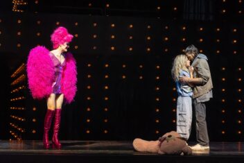 KASIMIR UND KAROLINE Drew SarichSophia EuskirchenDejan Bucin©Tim Mueller | MUSICAL TODAY