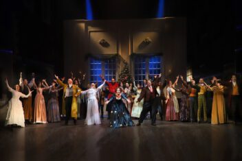 A Christmas Carol – Eine Weihnachtsgeschichte 7 THPF A Christmas Carol Eine Weihnachtsgeschichte Bild9 Ensemble Foto SabineHaymann | MUSICAL TODAY