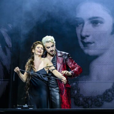 albertverlindetheater elisabeth 130325 091 edit drukwerk | MUSICAL TODAY