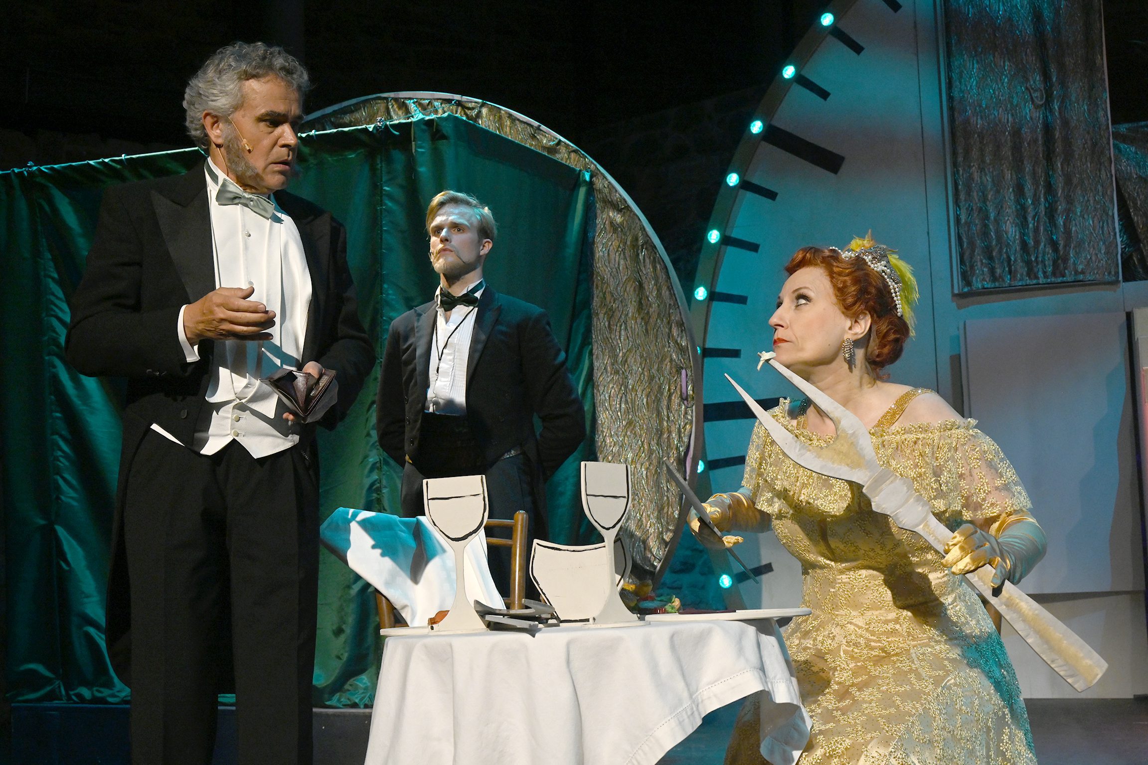 Hallo, Dolly! 7 Media Image1