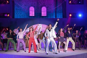 64 saturdayNightFever 0183 | MUSICAL TODAY