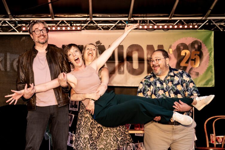 ktBG Portrait Closer than ever R6 936 | MUSICAL TODAY