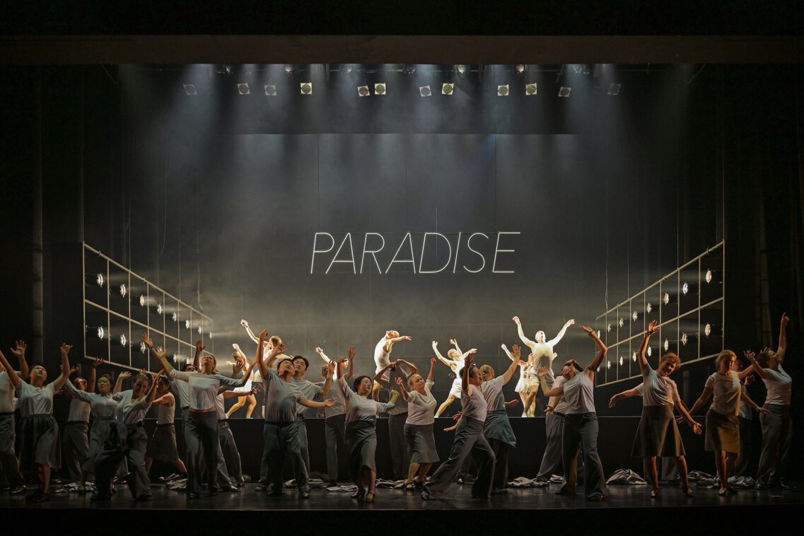 Jesus Christ Superstar 5 02 JESUS Ensemble Foto Andreas Etter | MUSICAL TODAY