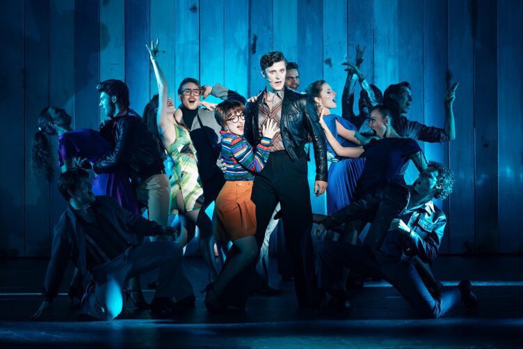 SaturdayNightFever Top5 c NicoMoser e1758664557103 | MUSICAL TODAY