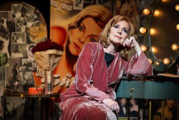 tfn 202 dergeschenktegaul timmueller | MUSICAL TODAY