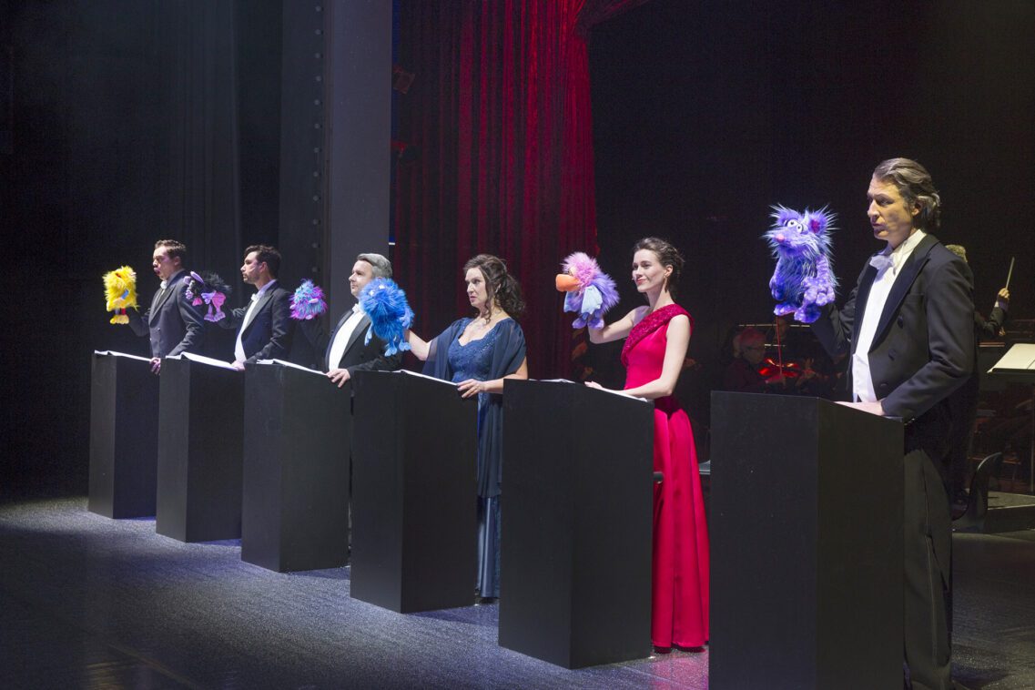 Monty Python’s Not the Messiah 5 3237 | MUSICAL TODAY