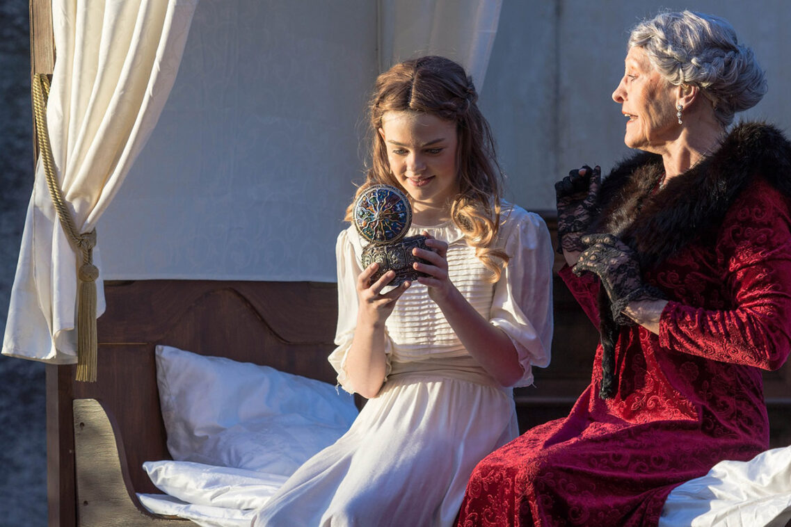 Anastasia – Das Musical 5 Anni Happrich als junge Anja und Irmgard Kuehnle Lang als Zarenmutter | MUSICAL TODAY